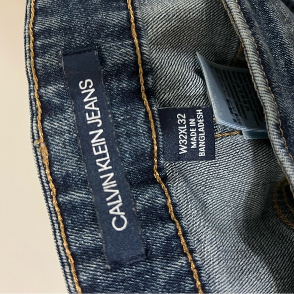 Men's Classic Blue Jeans - Picture 4 of 5